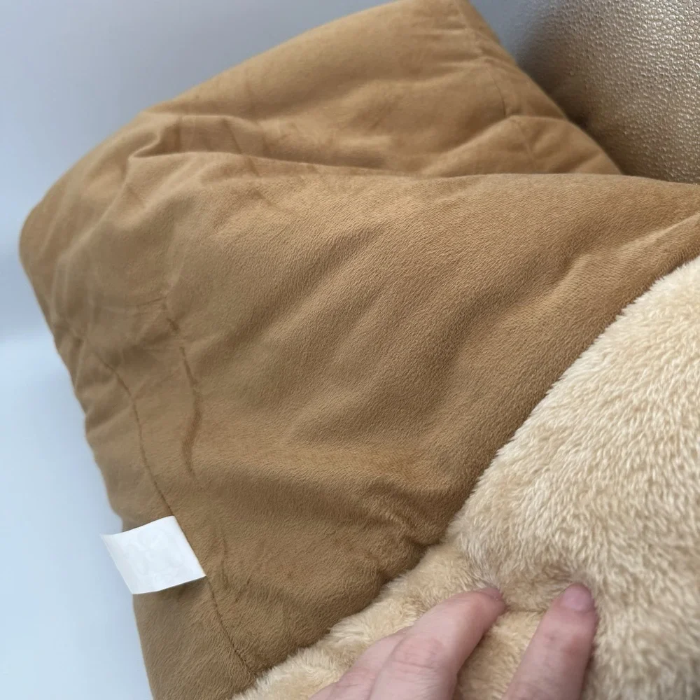 Pet Sleeping Bag for Indoor Pets, Faux Fur Pet Cave Bed & Burrow Nest Warm Tent